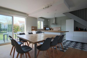 House for 10 people in a residence with swimming pool